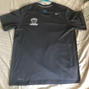 Nike gray Dri-Fit men’s size large
